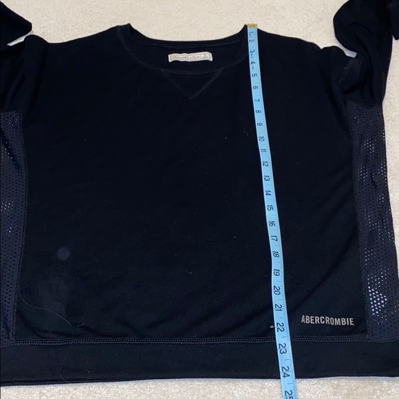 🔥3/$10🔥 EUC A & F long sleeve sweatshirt - Picture 5 of 6